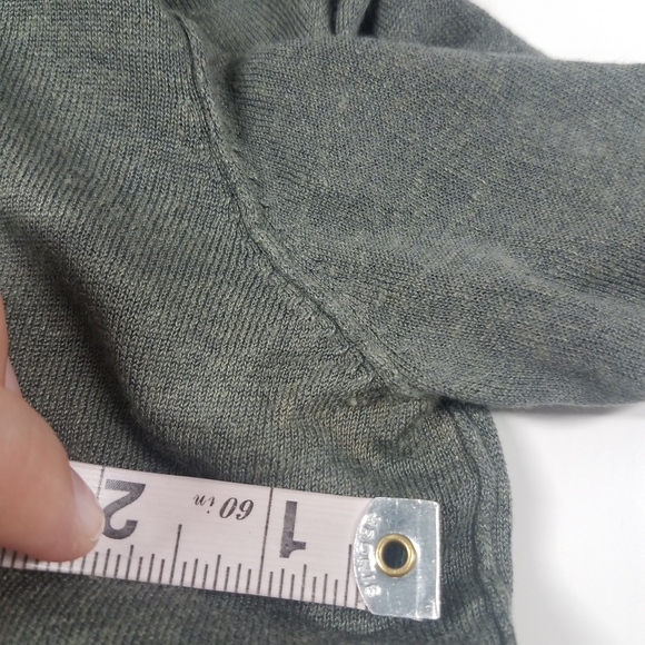 Green Tie Front White Sequin Linen/ Silk Sweater - Picture 9 of 11